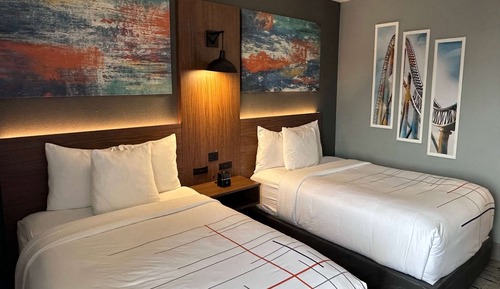 Deluxe Room, 2 Double Beds, Non Smoking (Pet-Friendly)