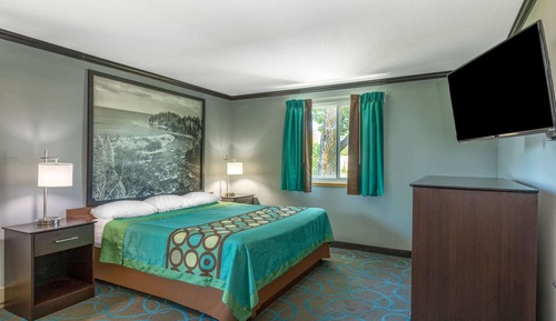 Studio Suite, 1 King Bed, Non Smoking