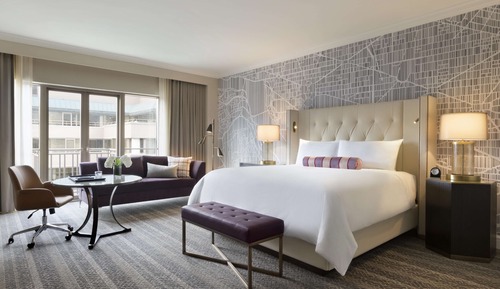 Fairmont Gold Signature Room, 1 King Bed, Non Smoking, Executive Level