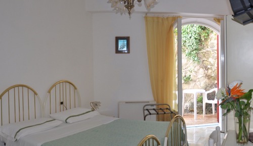 Economy Double or Twin Room