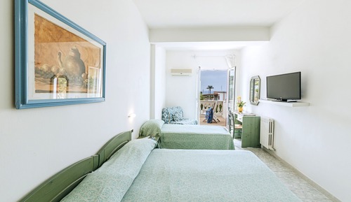 Triple Room, Sea View