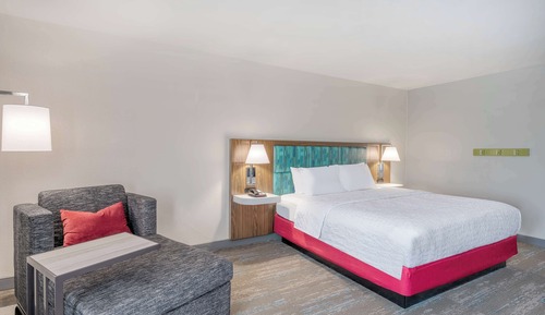 Room, 1 King Bed, Accessible, Bathtub