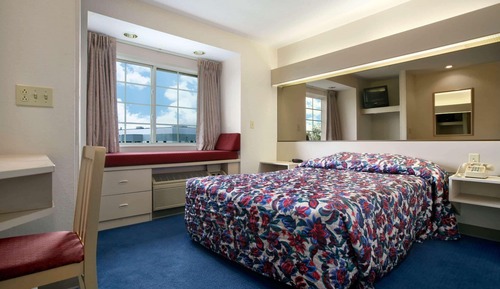 Room, 1 Queen Bed, Non Smoking