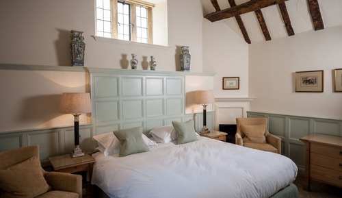 Small Deluxe Double Room