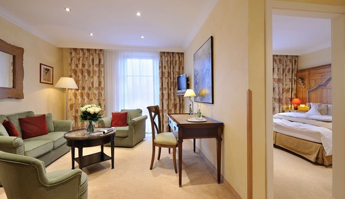 Suite, Balcony