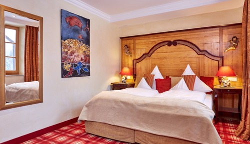 Suite, Balcony