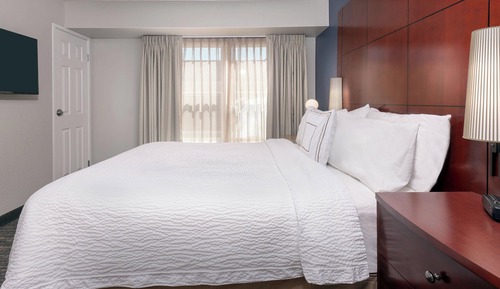 Suite, 1 Bedroom (Hearing Accessible)