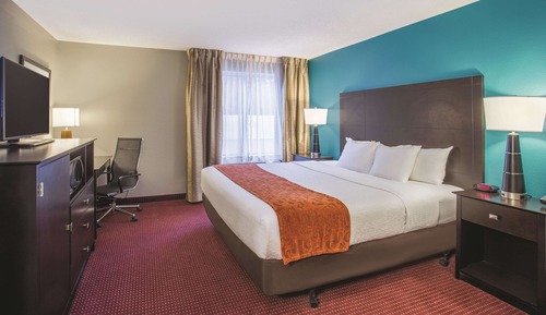 Room, 1 King Bed, Accessible, Non Smoking (Mobility Accessible)