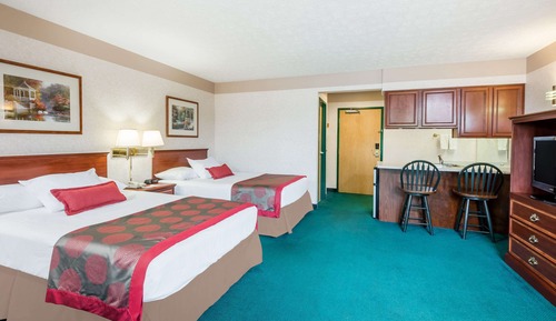Suite, 2 Double Beds