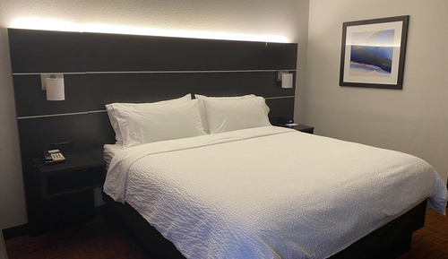 Suite, 1 King Bed, Jetted Tub