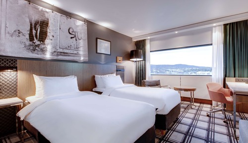 Superior Room, City View