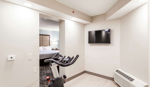 Room, 1 King Bed, Accessible, Bathtub