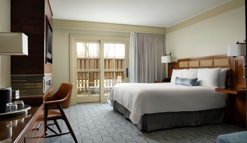 Premier Room, 1 King Bed, Fireplace