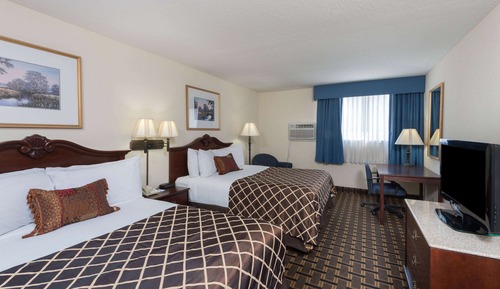 Room, 2 Queen Beds, Non Smoking (Pet Friendly)