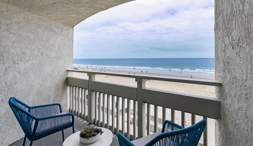 Suite, 1 King Bed, Balcony, Ocean View