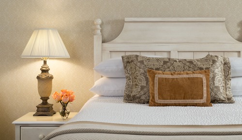 Single Room, 1 Queen Bed, Garden View