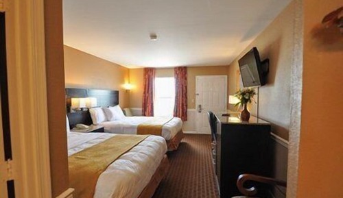 Standard Room, 2 Queen Beds, Smoking