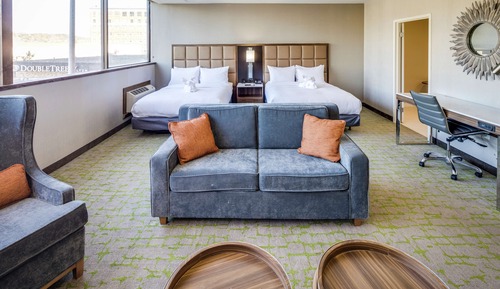 Junior Suite (2 Queenbeds & 1 Sofabed)