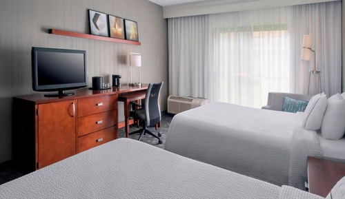 Room, 2 Queen Beds, Non Smoking