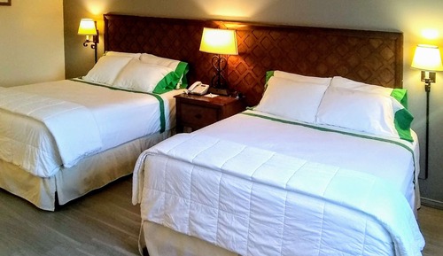 Standard Room, 2 Queen Beds, Non Smoking