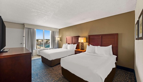 Room, 2 Double Beds, Non Smoking (Pool View)