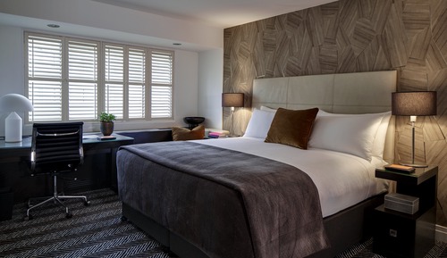 Deluxe Room, 1 King Bed