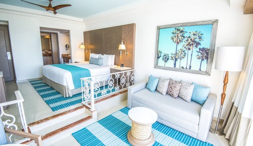 Deluxe Junior Suite Ocean View King
