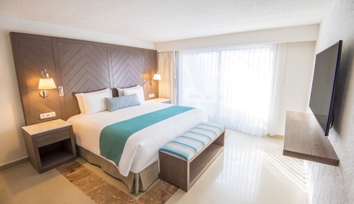 Sun Club Master Suite Ocean Front King