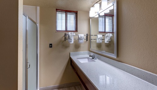 Suite, 1 King Bed, Non Smoking, Kitchen