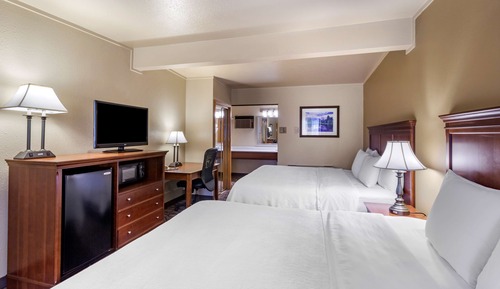 Standard Room, Multiple Beds, Non Smoking, Microwave