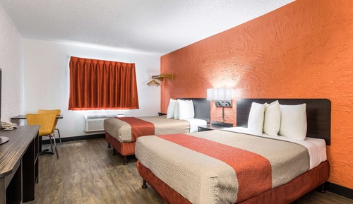 Standard Room, 2 Double Beds, Non Smoking