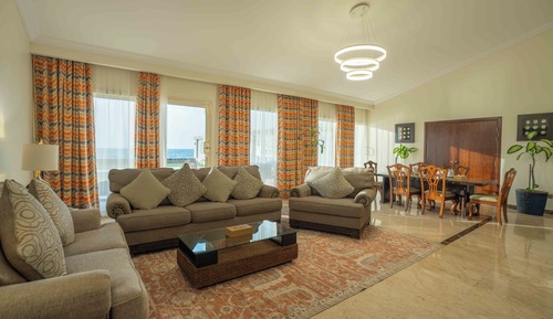 Luxury Villa 2 Bedroom Guest Access