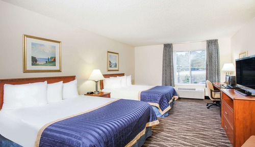 Room, 2 Queen Beds, Non Smoking