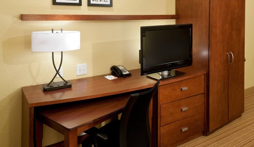 Room, 1 King Bed with Sofa bed, Non Smoking (Hearing Accessible)
