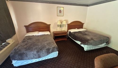 Standard Room, 2 Double Beds, Smoking