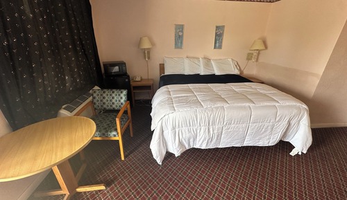 Standard Room, 1 King Bed, Smoking