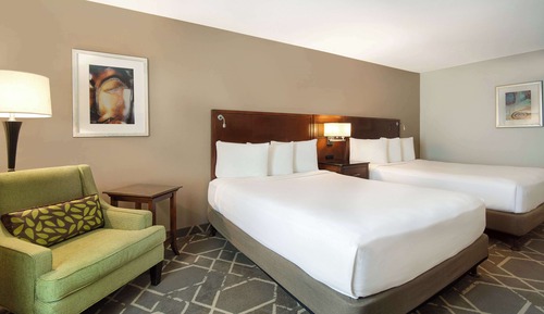 Room, 2 Queen Beds, Non Smoking, Golf View