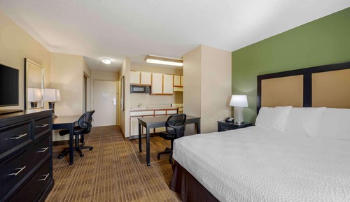 Studio, 1 Queen Bed, Non Smoking