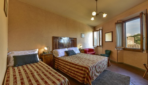 Comfort Triple Room