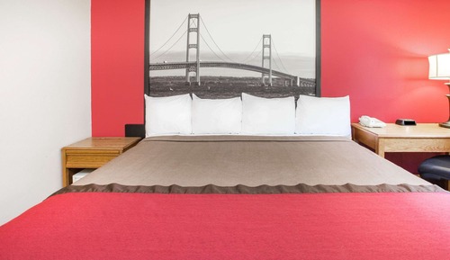 Studio Suite, 1 King Bed, Non Smoking