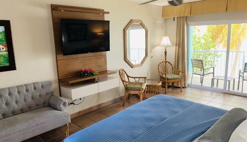 Beachfront Premium King Room