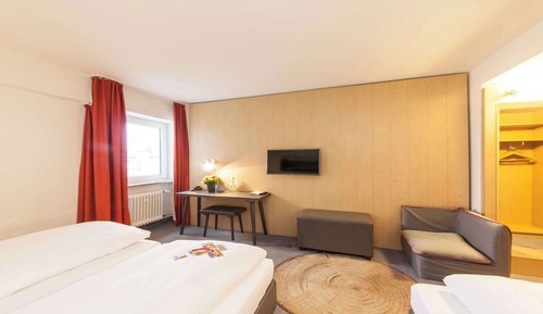 Standard Room, 3 Twin Beds