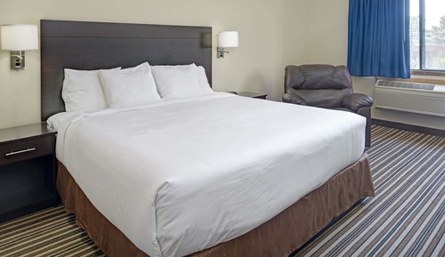 Standard Room, 1 Queen Bed, Non Smoking