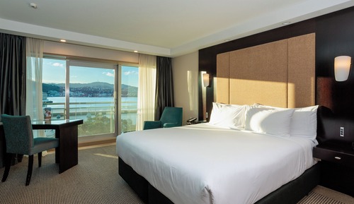 Superior Room, 1 King Bed, Harbor View