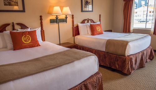 Room, 2 Queen Beds (Parkway View)