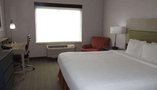 Suite, 1 King Bed, Non Smoking, Jetted Tub