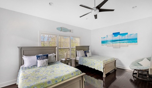 Deluxe Townhome, 2 Bedrooms
