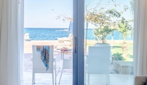 Deluxe Studio, Sea View, Ground Floor (pool front)