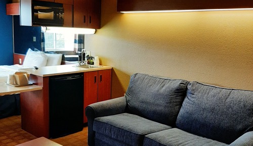 Suite, 1 Queen Bed with Sofa bed, Non Smoking