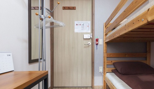 Bunk Bed Room (Foreign Guest Only)